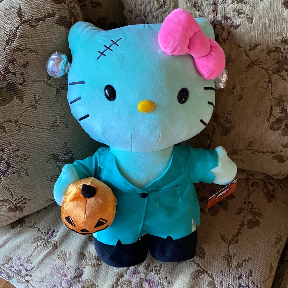 Hello kitty halloween Frankenstein greeter